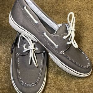 Men’s gray boat shoes size 10